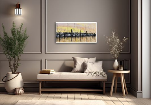 Wohnidee: Leinwandbild "Segelhafen" als stimmungsvolle Deko über einer Couch in einem modernen Wohnzimmer.